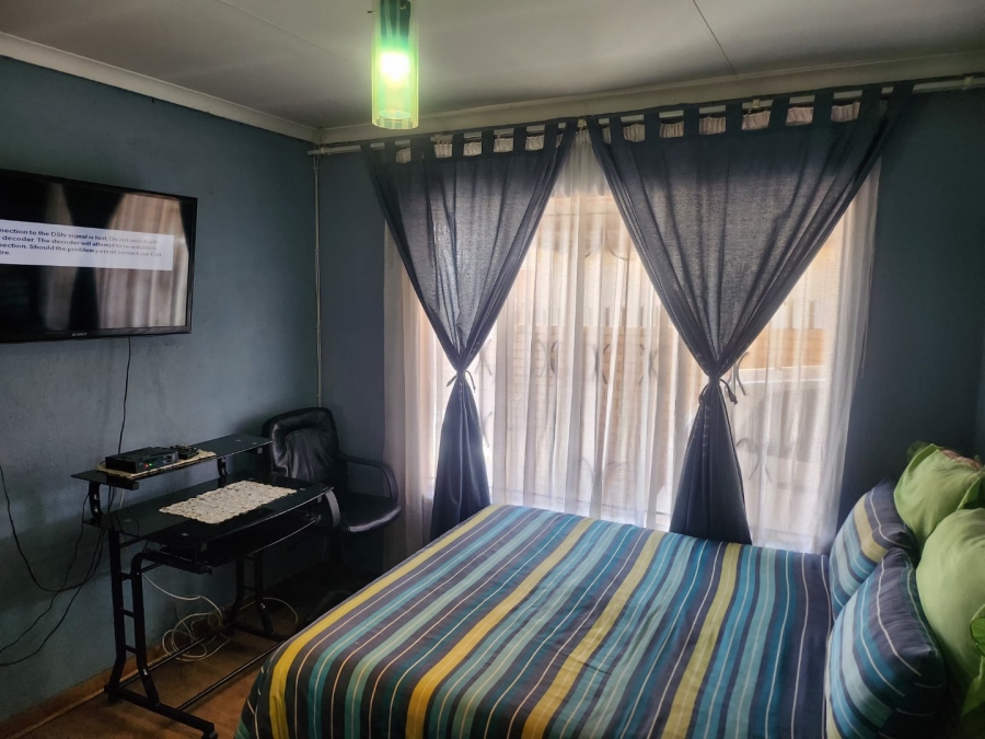 3 Bedroom Property for Sale in Mabopane Unit X North West